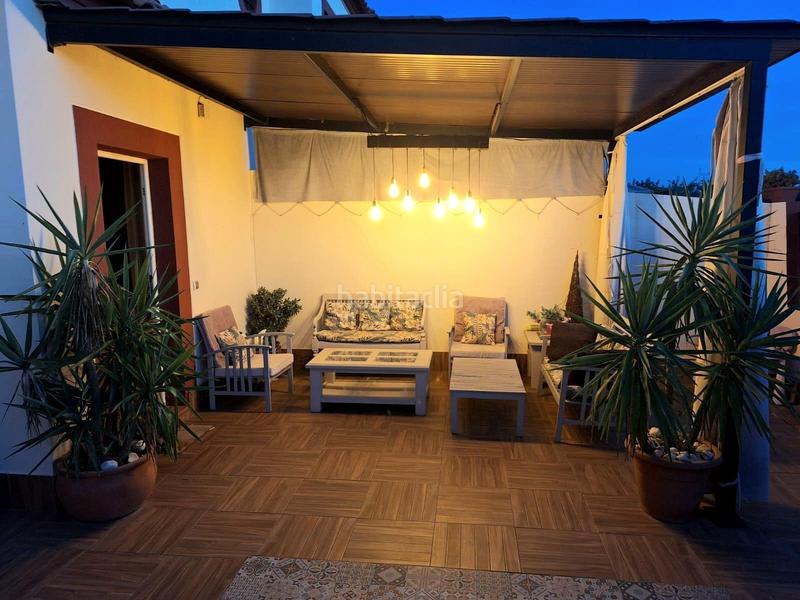 Foto c2b899de-51bf-4c02-a021-c11d3a3715db. Casa adossada amb calefacció a Carrión de los Céspedes