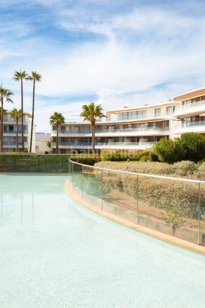 Foto cce418f5-e24e-44bb-8ee8-acbdad9dade5. Appartement mit parking pool in Guadalobón Estepona
