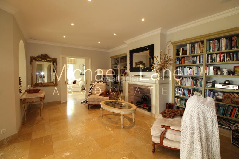 Foto 5c52e816-6519-4bde-8382-14dd89948d5c. Chalet con camino parcheggio piscina in Sotogrande alto Sotogrande