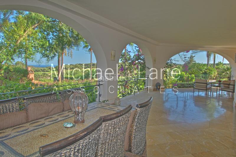 Foto a61f7630-d9fc-4943-9762-88929a31f785. Chalet con camino parcheggio piscina in Sotogrande alto Sotogrande