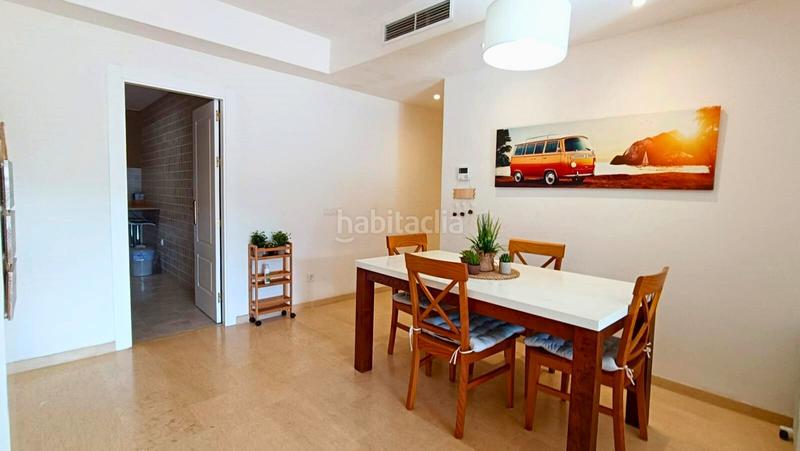 Foto 9b3c5423-264b-4deb-b85e-96bdf9cc8176. Piso encantador bajo de 2 dormitorios con jardín privado en la duquesa en Manilva