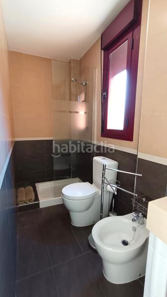 Foto 9d676a3b-6c18-4f7a-8d50-c19fef489d34. Piso encantador bajo de 2 dormitorios con jardín privado en la duquesa en Manilva