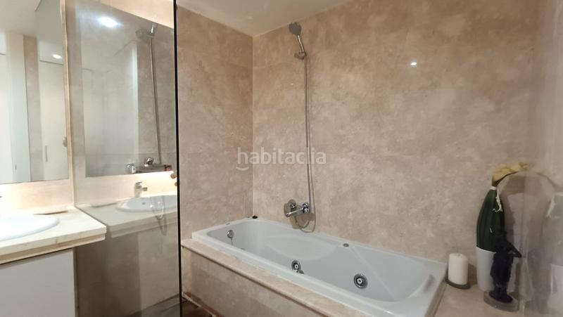 Foto e5a35090-5790-493d-8b2f-d3ed89a2ca0d. Dachwohnung mit parking pool in Chullera Manilva