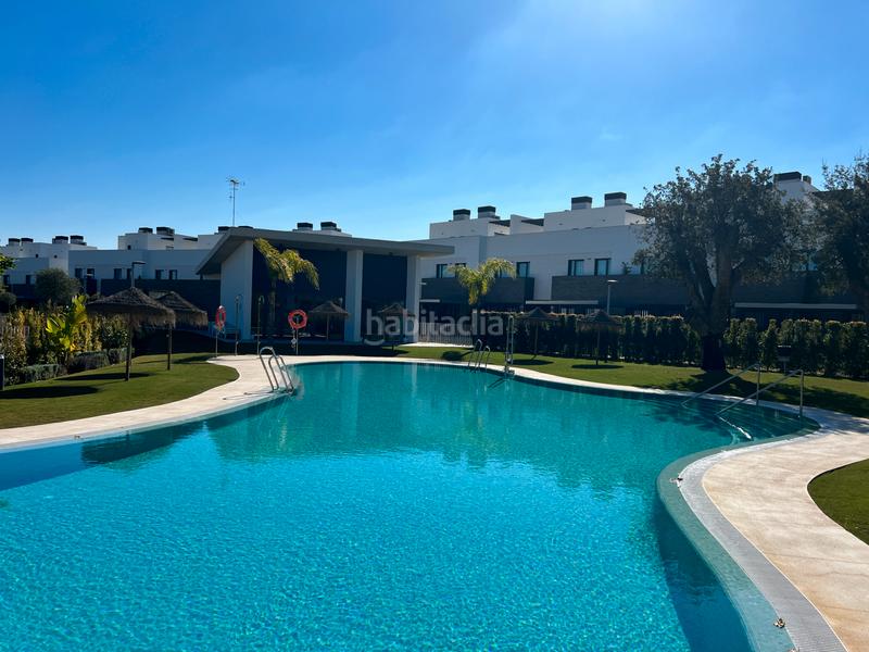 Foto 178c351c-ab49-431e-b324-2b26c9548375. Casa a schiera con parcheggio piscina in Sotogrande alto Sotogrande
