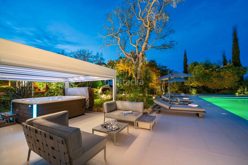 Foto 131d2ebd-995d-4d48-a705-61dae6862b47. Maison avec cheminée parking piscine dans Sotogrande alto Sotogrande