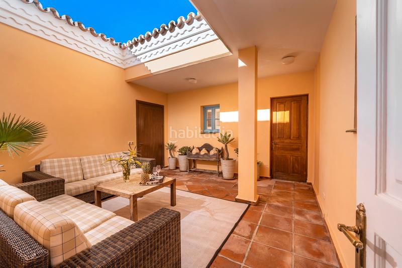 Foto 16ba54f7-742d-4fff-8376-214da251f543. Maison avec cheminée parking piscine dans Sotogrande alto Sotogrande