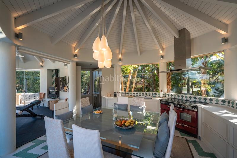 Foto 2f1e14b0-c5ff-485c-b882-f956179e30f7. Maison avec cheminée parking piscine dans Sotogrande alto Sotogrande