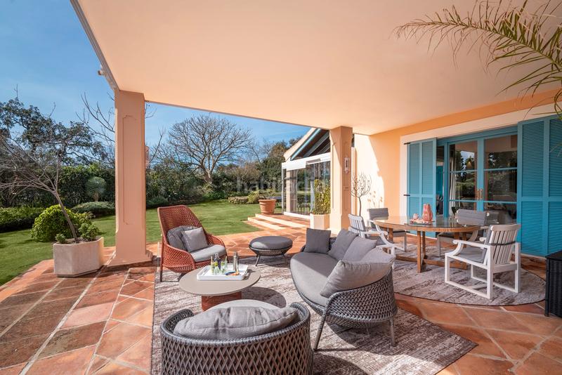 Foto 5ea99f2a-e875-46aa-a0b7-3e9b389be91b. Maison avec cheminée parking piscine dans Sotogrande alto Sotogrande