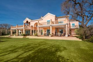 Casa a Sotogrande Alto. Villa de lujo en san roque club, a solo minutos de sotogrande