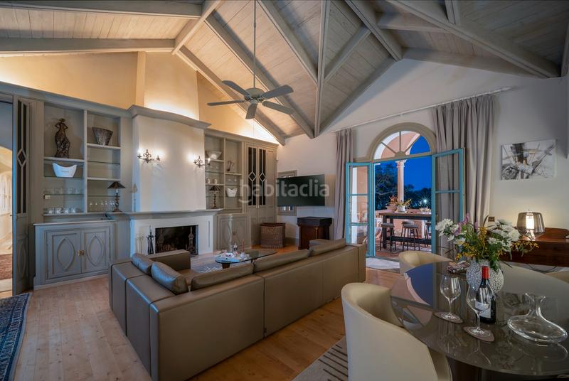 Foto b42c3ccc-d093-4f52-9032-6359213e897f. Maison avec cheminée parking piscine dans Sotogrande alto Sotogrande
