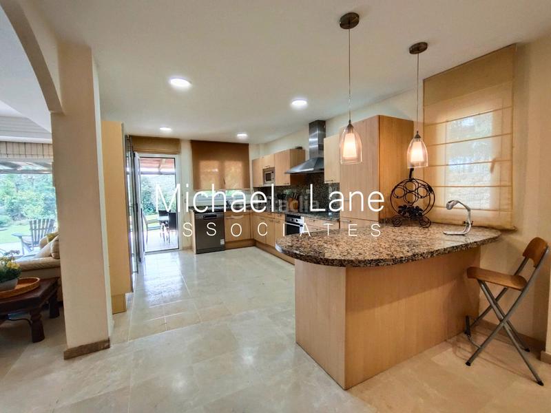 Foto 07382912-b1dc-4c2f-93d5-b1db24a9151c. Piano terra con parcheggio piscina in Sotogrande alto Sotogrande