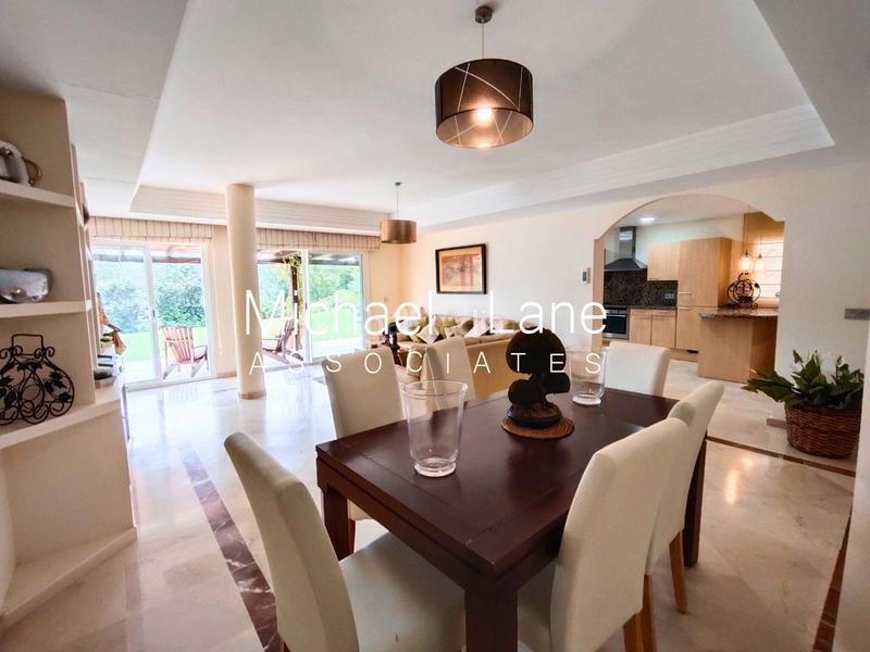 Foto 2476a164-6840-44cb-bf71-1b97bc67381c. Piano terra con parcheggio piscina in Sotogrande alto Sotogrande