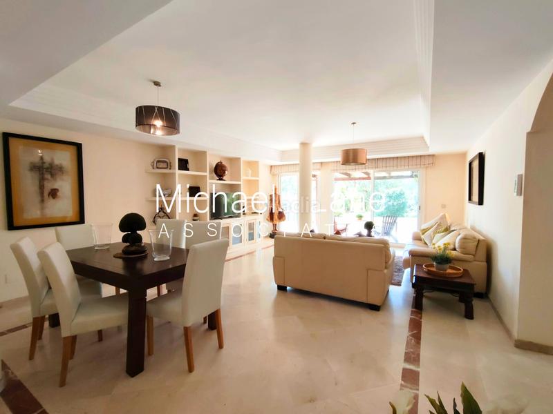 Foto 5e89447d-64d5-4c10-ba42-bcb3e5662449. Piano terra con parcheggio piscina in Sotogrande alto Sotogrande