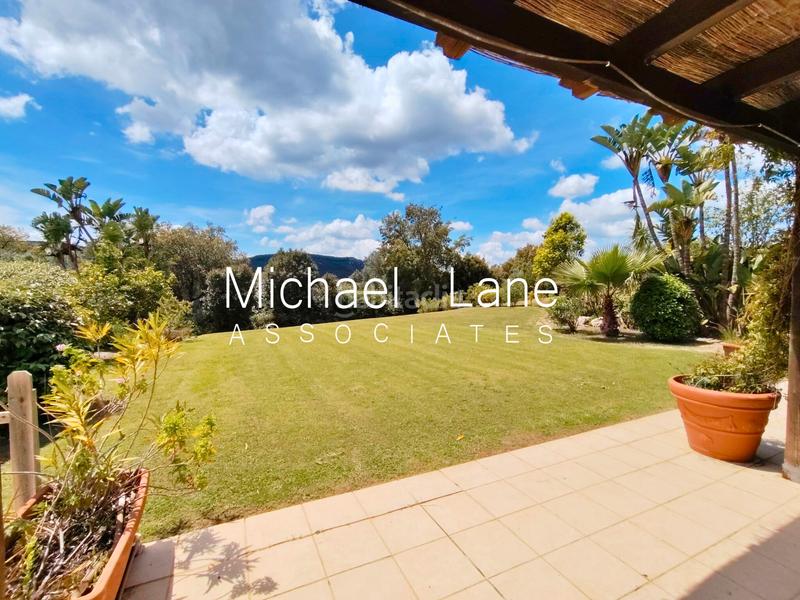 Foto a2f875ef-95b3-4256-b8ec-ec23584b266a. Piano terra con parcheggio piscina in Sotogrande alto Sotogrande