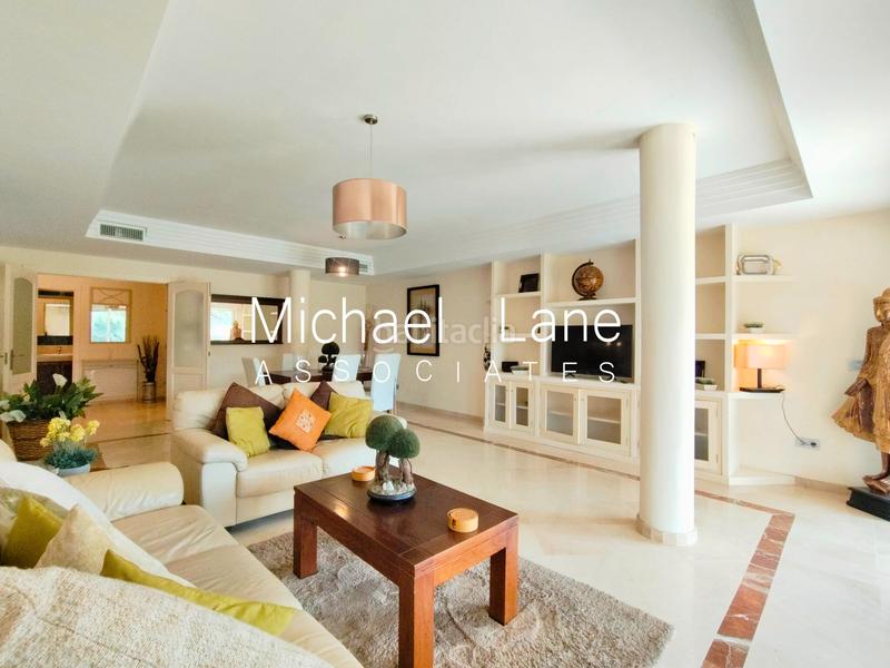 Foto bce70cd6-a336-40ee-91b6-de9cf30f3bfb. Piano terra con parcheggio piscina in Sotogrande alto Sotogrande