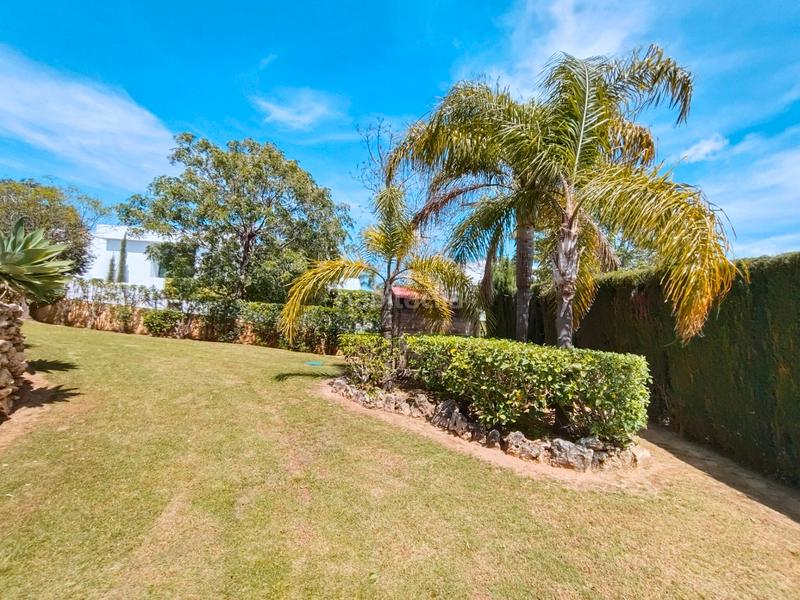 Foto 46895a44-c630-4402-b479-4732f9ba9d49. Chalet avec cheminée parking piscine dans Sotogrande alto Sotogrande