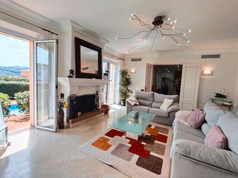 Foto 906e0d00-2aee-44ed-a8cd-4395a2b49523. Chalet avec cheminée parking piscine dans Sotogrande alto Sotogrande