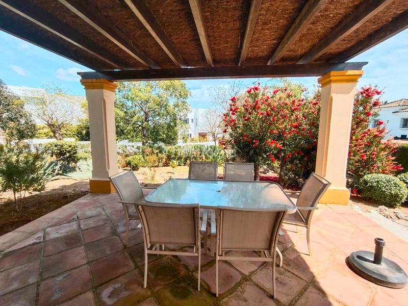 Foto f592a148-0a35-4072-b2c5-42a302dcdc99. Chalet avec cheminée parking piscine dans Sotogrande alto Sotogrande