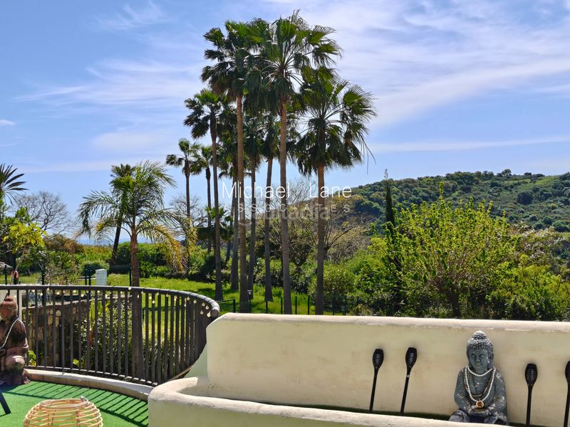 Foto 1675495f-756f-41a9-8d50-8fab400ddf0b. Apartament amb piscina a Sotogrande alto Sotogrande