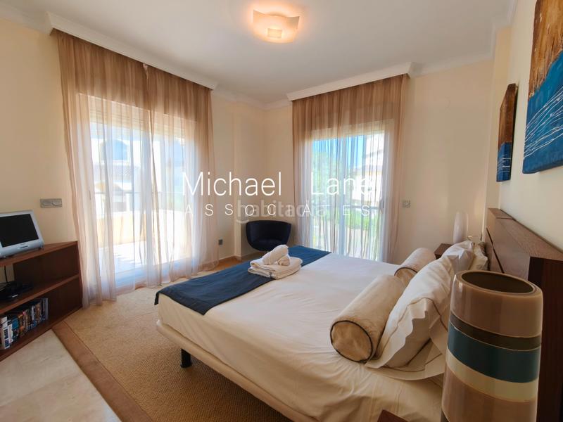 Foto 30bd34b5-11a2-46f3-964f-e2712f24e9d3. Piso exclusivo apartamento en san roque club de 3 dormitorios con vistas al mar en Sotogrande