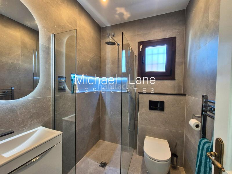 Foto 119fa294-1f14-4a74-a634-83500b2d085a. Chalet hermosa villa de 5 dormitorios con impresionantes vistas al mar en Sotogrande