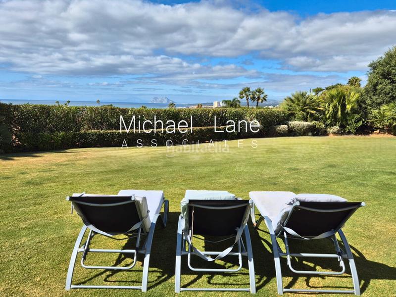 Foto aa450ffd-6dbc-4b35-8a83-f14cd22a543f. Chalet hermosa villa de 5 dormitorios con impresionantes vistas al mar en Sotogrande