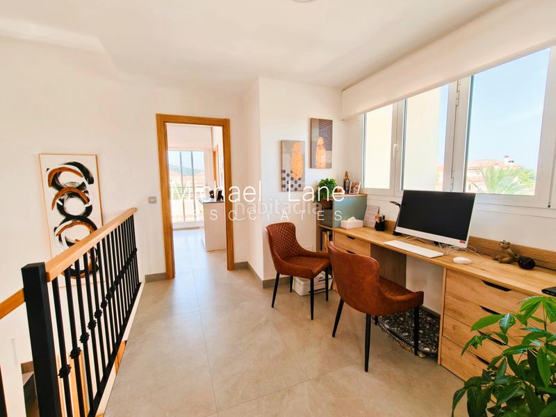 Foto c73f9b69-c6ba-4cb2-a536-f39e7650fb42. Dúplex ático dúplex completamente renovado con preciosas vistas al mar! en Sotogrande