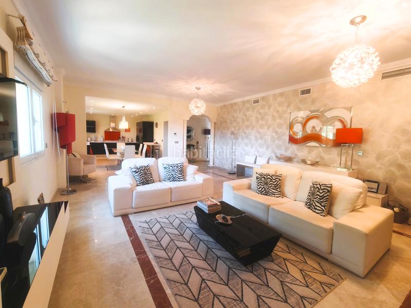 Foto 5c0a7c02-34c5-4894-91a2-3f6177ab5ce5. Pis amb aparcament piscina a Sotogrande alto Sotogrande