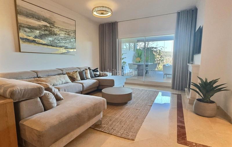 Foto 2cdb328d-2d5f-4c3f-bb06-431724edced9. Erdgeschoss mit kamin parking pool in Sotogrande alto Sotogrande