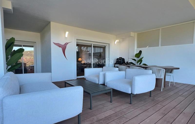 Foto bbfa722a-aecd-4bf8-806d-3ad8b703905b. Erdgeschoss mit kamin parking pool in Sotogrande alto Sotogrande