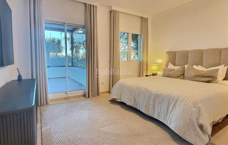 Foto c1515a83-6d29-40e3-9f93-7d1bfc08ac04. Erdgeschoss mit kamin parking pool in Sotogrande alto Sotogrande