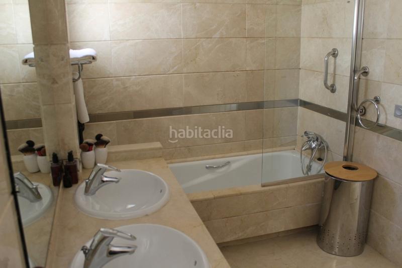 Foto 26c2e599-1a16-46c7-991a-132499e0f4aa. Etagenwohnung mit parking pool in Sotogrande alto Sotogrande