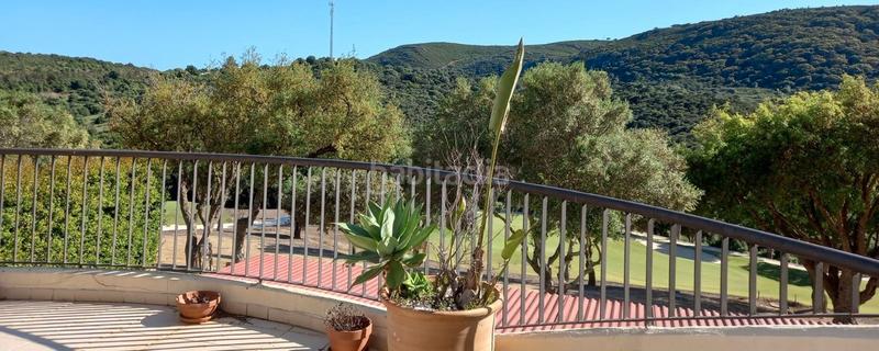 Foto c9583a4e-2ba9-454a-bea9-c3b55027f415. Etagenwohnung mit parking pool in Sotogrande alto Sotogrande