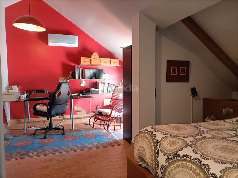 Foto 32e3d0d6-800c-4ca1-9ccd-092ed540a458. Maison jumelée avec cheminée parking piscine dans puerto de Estepona Estepona