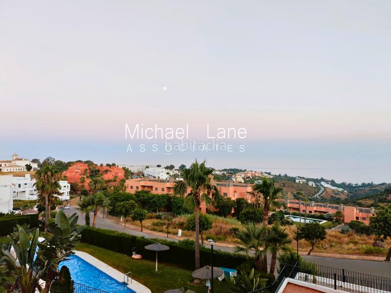 Foto 662a35c6-ae75-4f75-be14-80338a37976a. Semi detached house with parking pool in Chullera Manilva