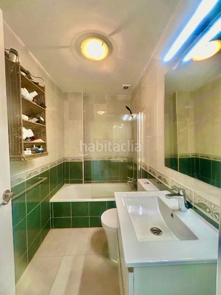 Foto d6afacde-f49c-42fb-8bea-bf9780a85057. Casa adossada amb piscina a Los Llanos Estepona