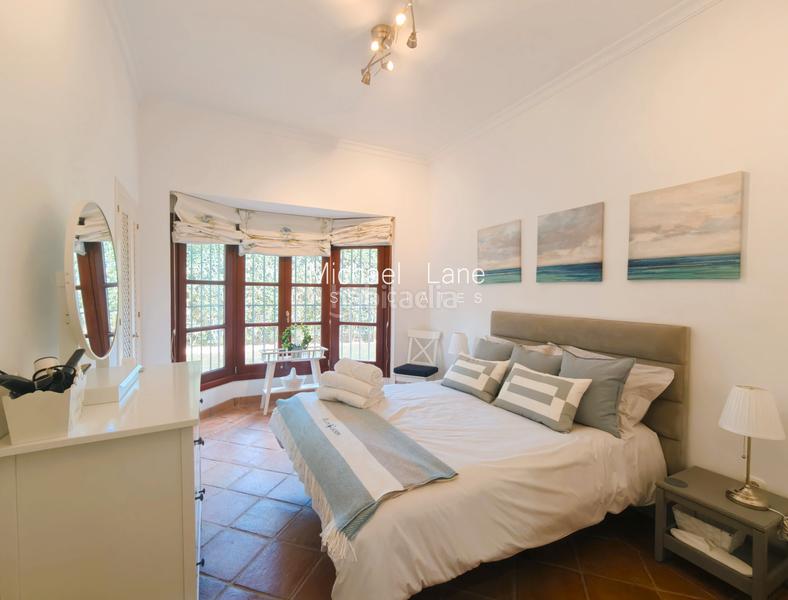 Foto 2ca86dfa-8b9b-4566-9600-5567281b35be. Chalet avec cheminée chauffage parking piscine dans Sotogrande