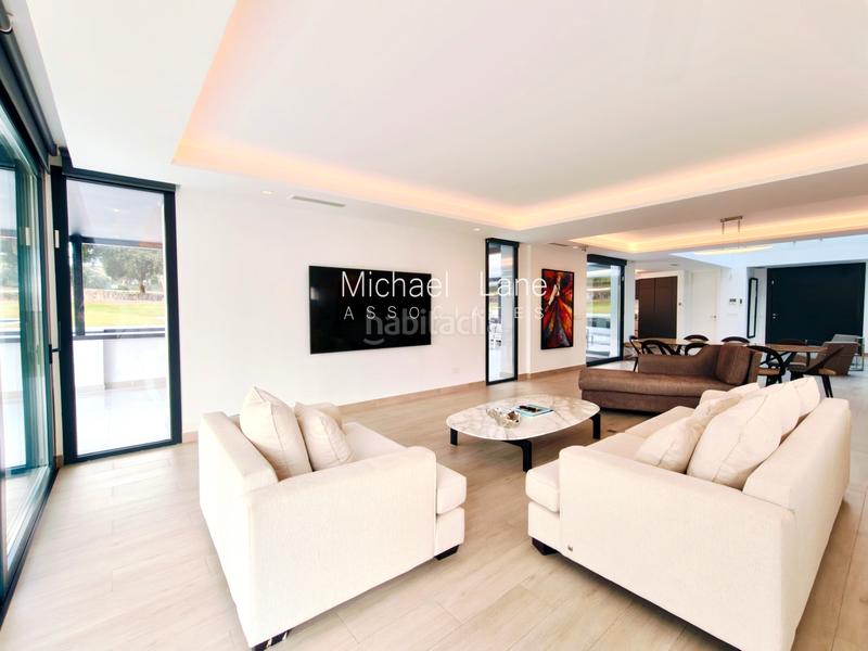 Foto 465fd04b-0b4b-417c-bf08-ac7ece63e711. Xalet amb aparcament piscina a Sotogrande alto Sotogrande