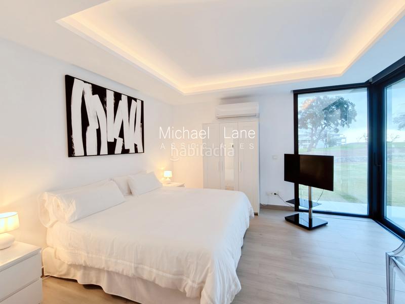 Foto 4b24708d-4d65-4a32-8016-357e826ac418. Xalet amb aparcament piscina a Sotogrande alto Sotogrande