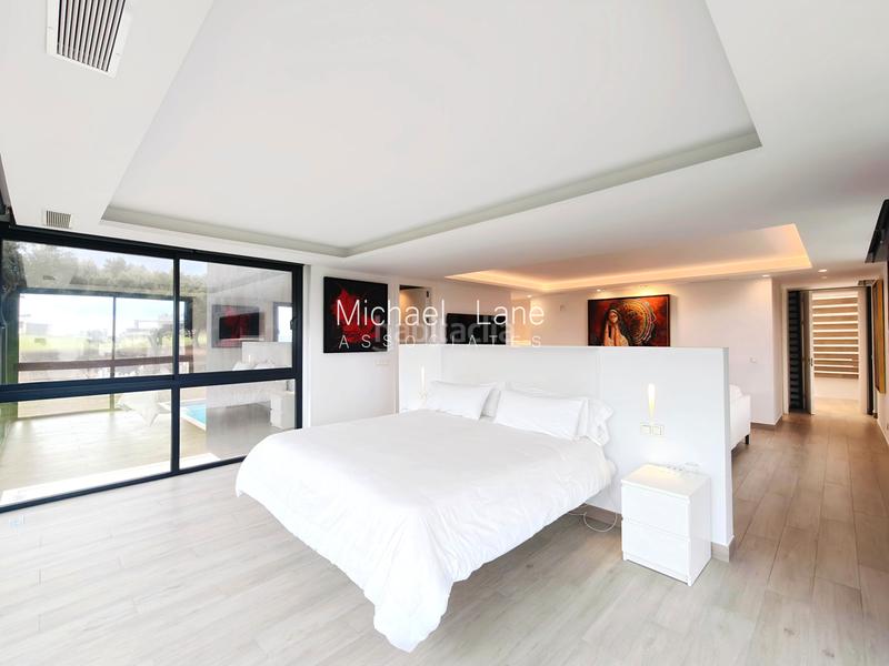 Foto d984fcfb-e749-499c-b84f-1b0920d79c6f. Xalet amb aparcament piscina a Sotogrande alto Sotogrande