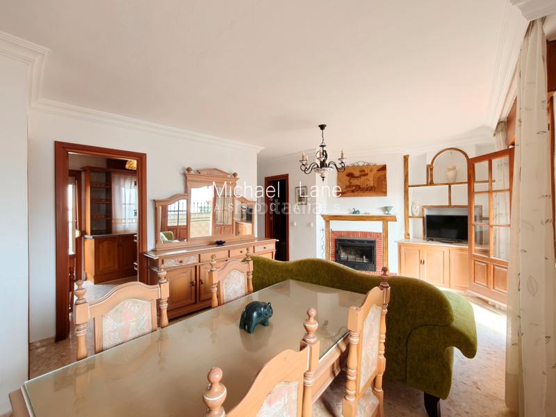 Foto 0c5485a5-4cb9-43ca-bc5b-373d094f9fa3. Attique avec cheminée dans Centro Estepona