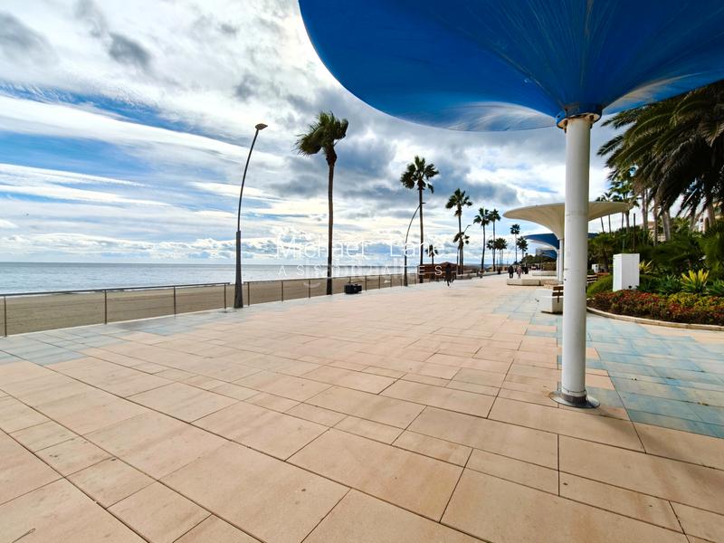 Foto 9d07db25-70f2-4808-8cbb-45243f3bdabe. Attique avec cheminée dans Centro Estepona