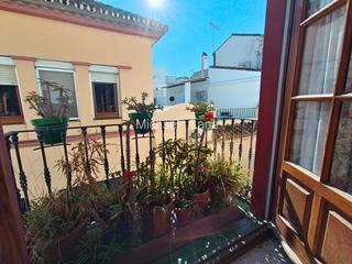 Etagenwohnung in Centro. Encantador piso de 3 dormitorios en el corazón de estepona