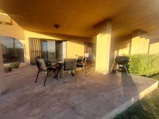 Pis  Calle torre campanillas. Apartamento en planta baja de 2 dormitorios en una popular urban