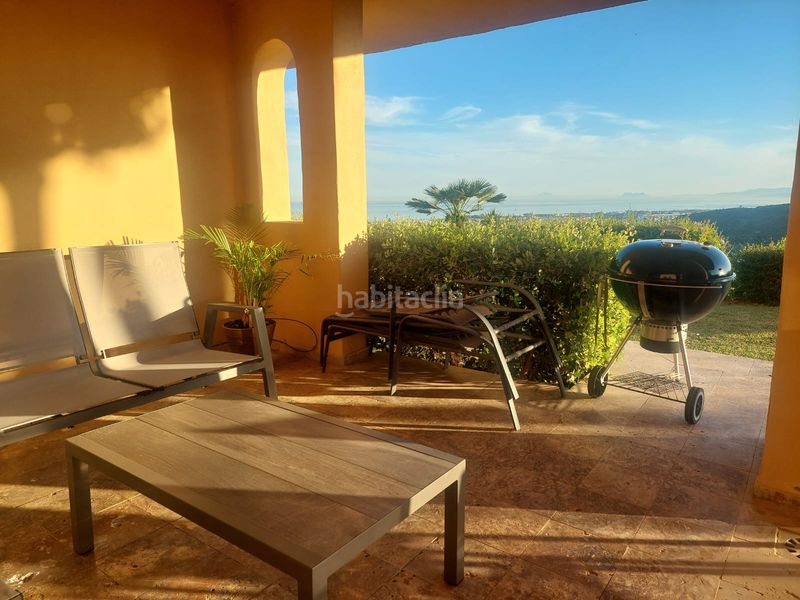 Foto e0b47b85-151d-4327-9e76-1e9fb80d483b. Pis amb aparcament piscina a El Paraíso Benahavís