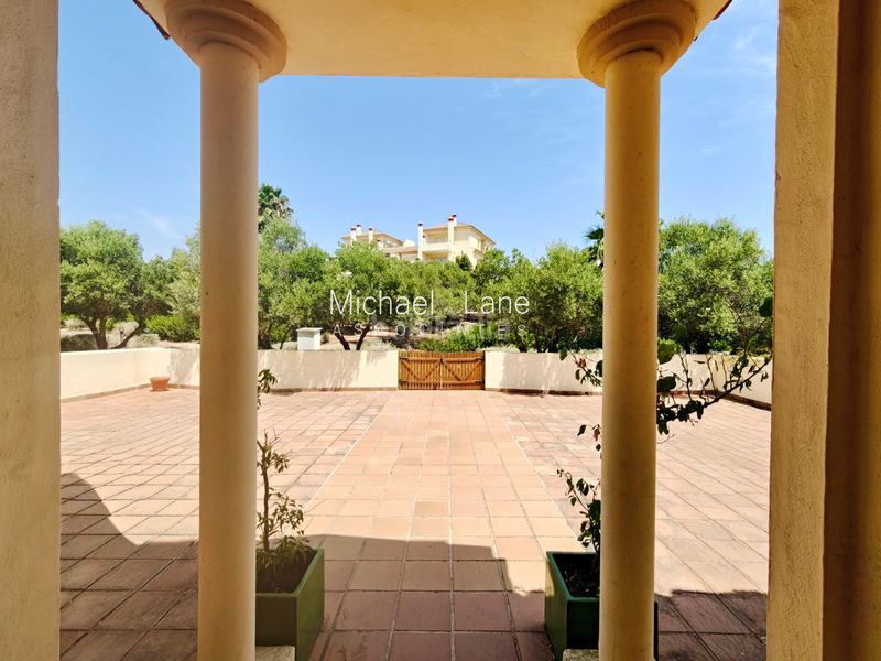 Foto 6418b8c5-357c-4d82-a02c-e5930277a930. Àtic amb calefacció aparcament piscina a Sotogrande alto Sotogrande