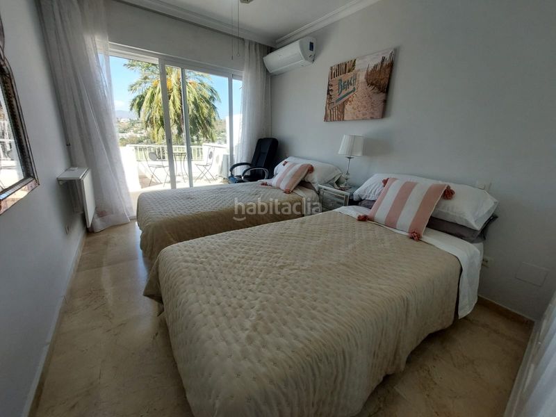 Foto 0e534a2d-9e8c-47a3-ab24-b7bdf631fdb2. Casa adossada amb xemeneia piscina a Paraiso - Barronal Estepona