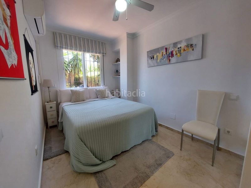 Foto 54272255-bd6a-4cbf-b4f3-68de935736e5. Casa adossada amb xemeneia piscina a Paraiso - Barronal Estepona
