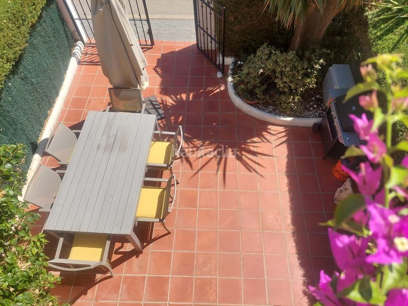 Foto 6ff9e0d4-fe0c-445d-918d-2f3cd68b363b. Casa adossada amb xemeneia piscina a Paraiso - Barronal Estepona