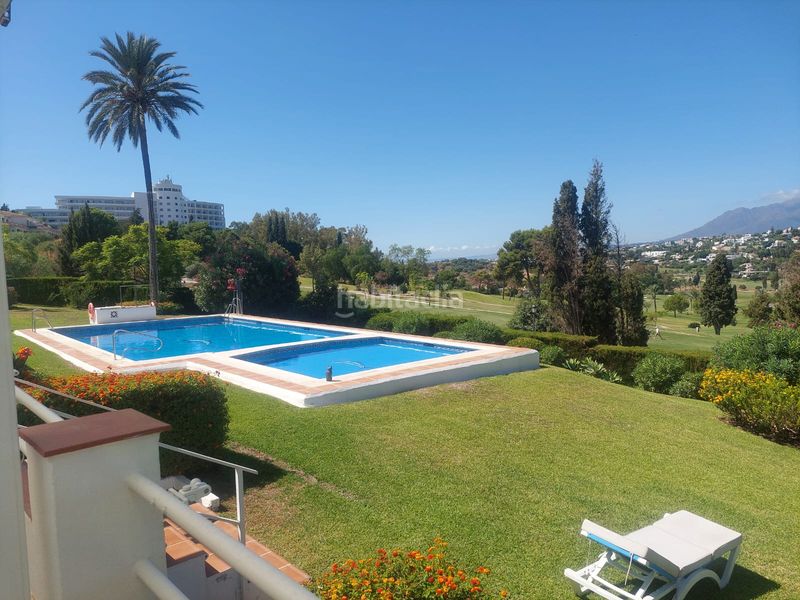 Foto e9281e9b-eb87-4997-8b74-102c28914d24. Casa adossada amb xemeneia piscina a Paraiso - Barronal Estepona
